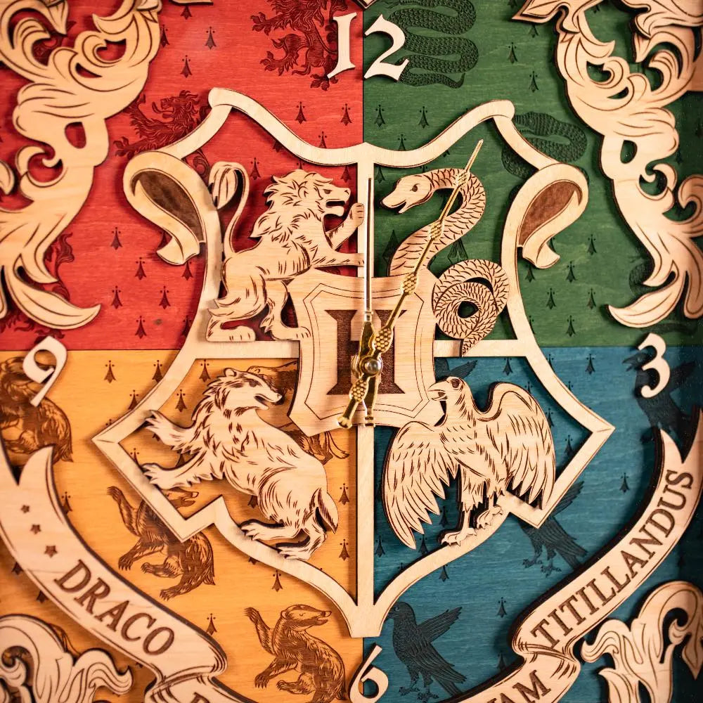 HOGWARTS CREST 3D WALL CLOCK ZeWood Inc.