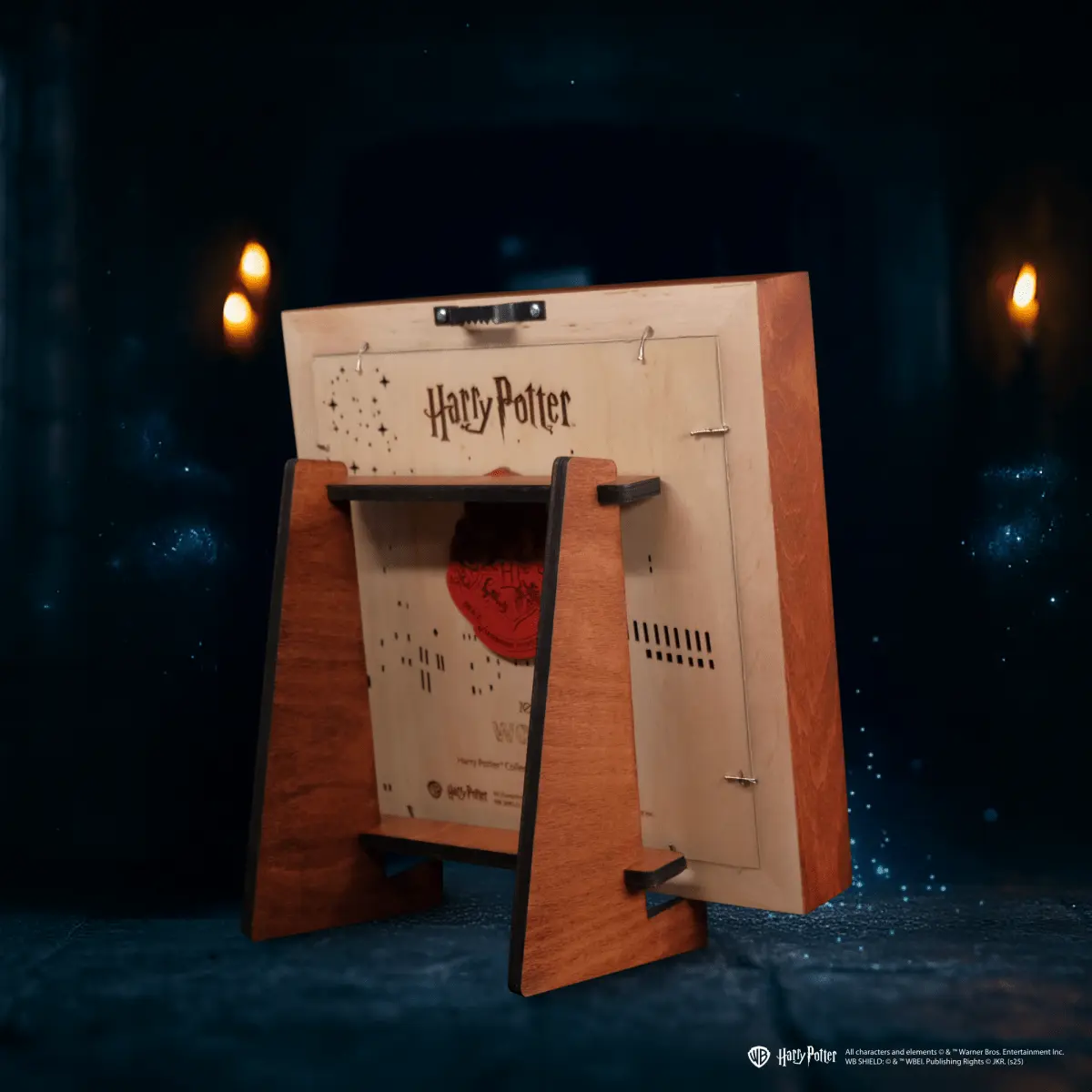 HOGWARTS™ COLLECTIBLE CARD ZeWood Inc.