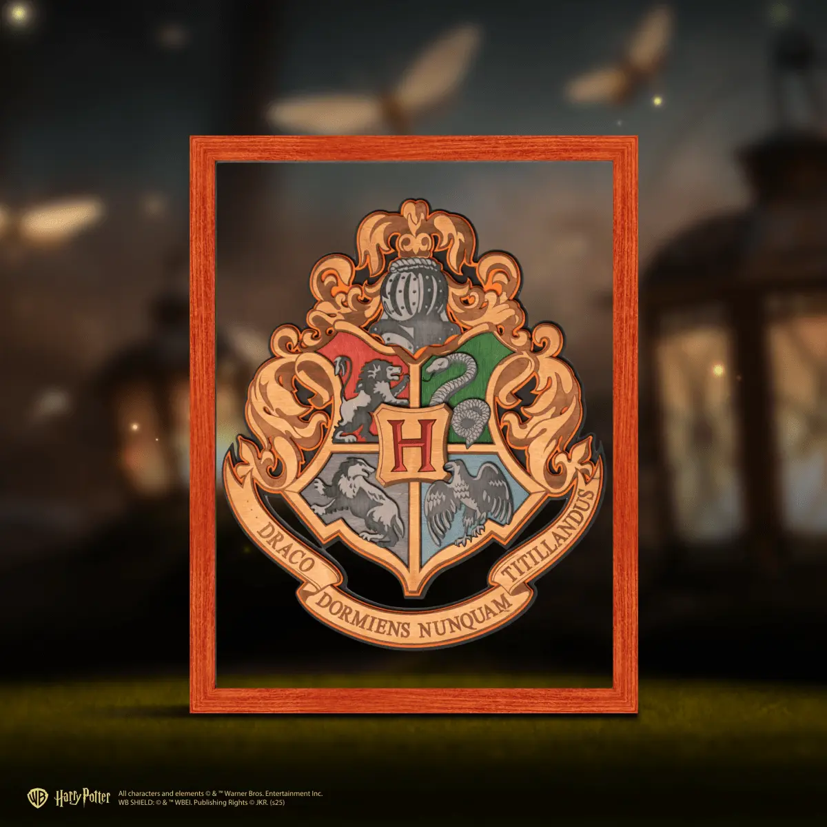 HOGWARTS™ CREST 3D WOOD POSTER ZeWood Inc.