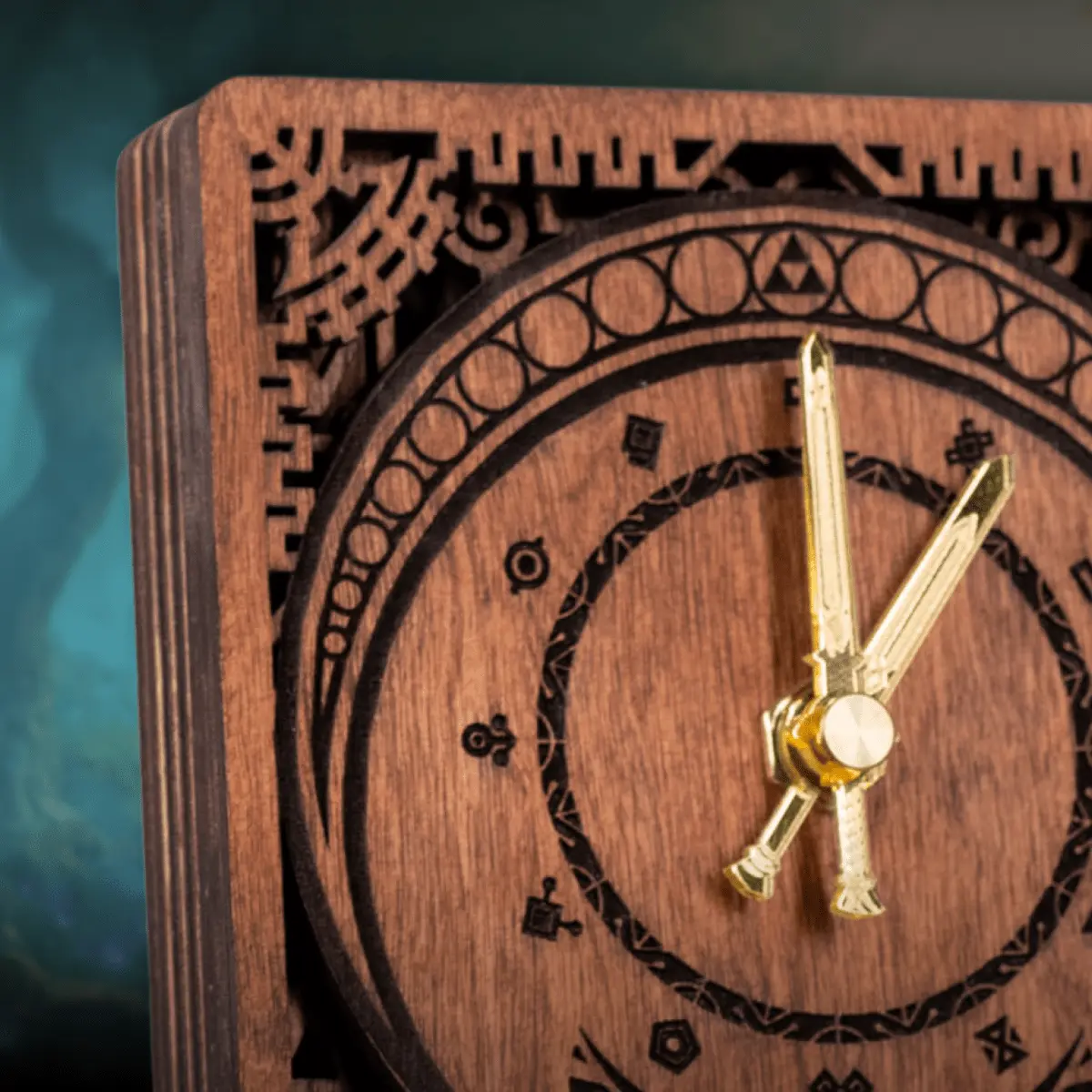 MASTER SWORD 3D WOOD CLOCK ZeWood Inc.